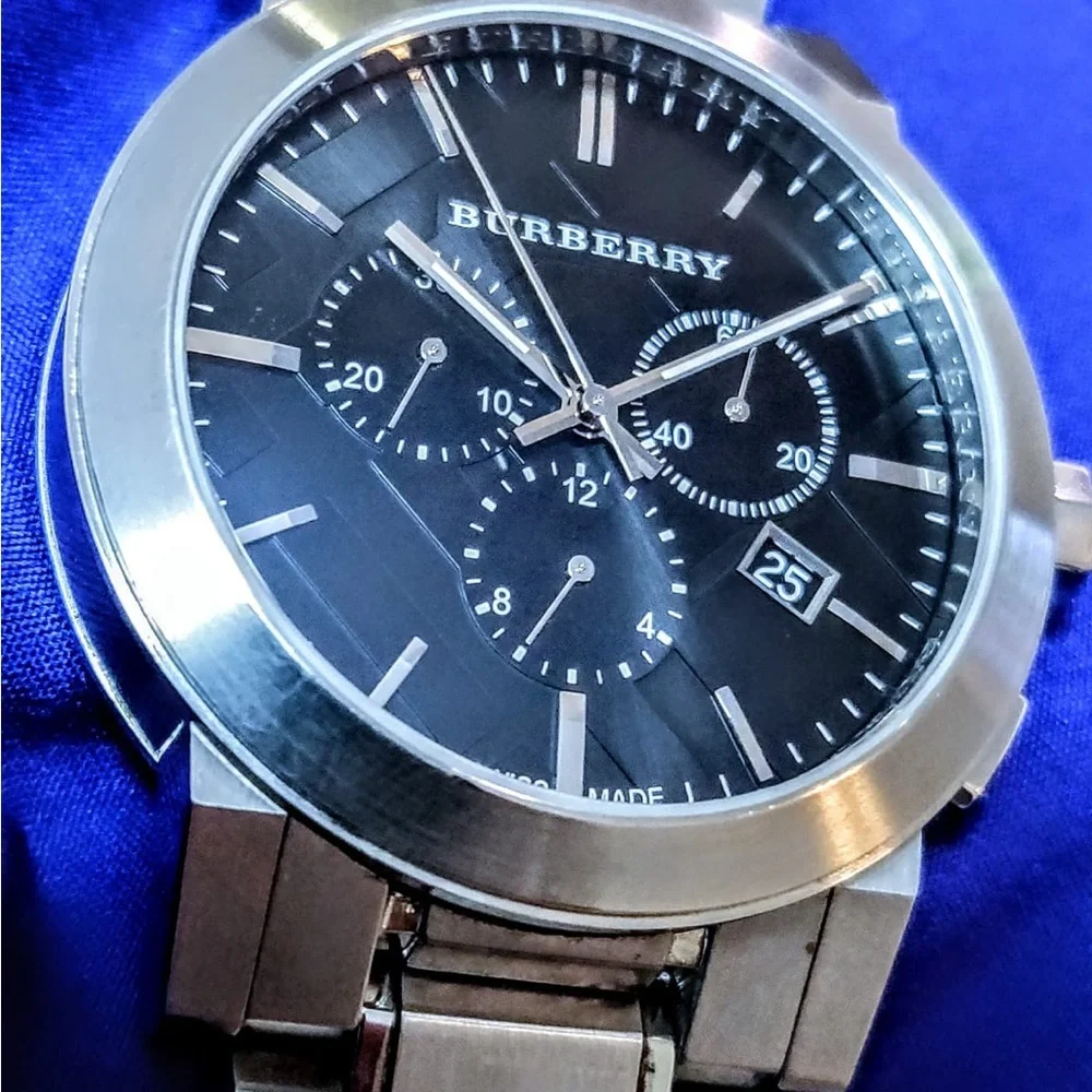 Burberry Bu9351 The City Swiss Chrono 43mm Mens Watch EUC - Picture 5 of 12